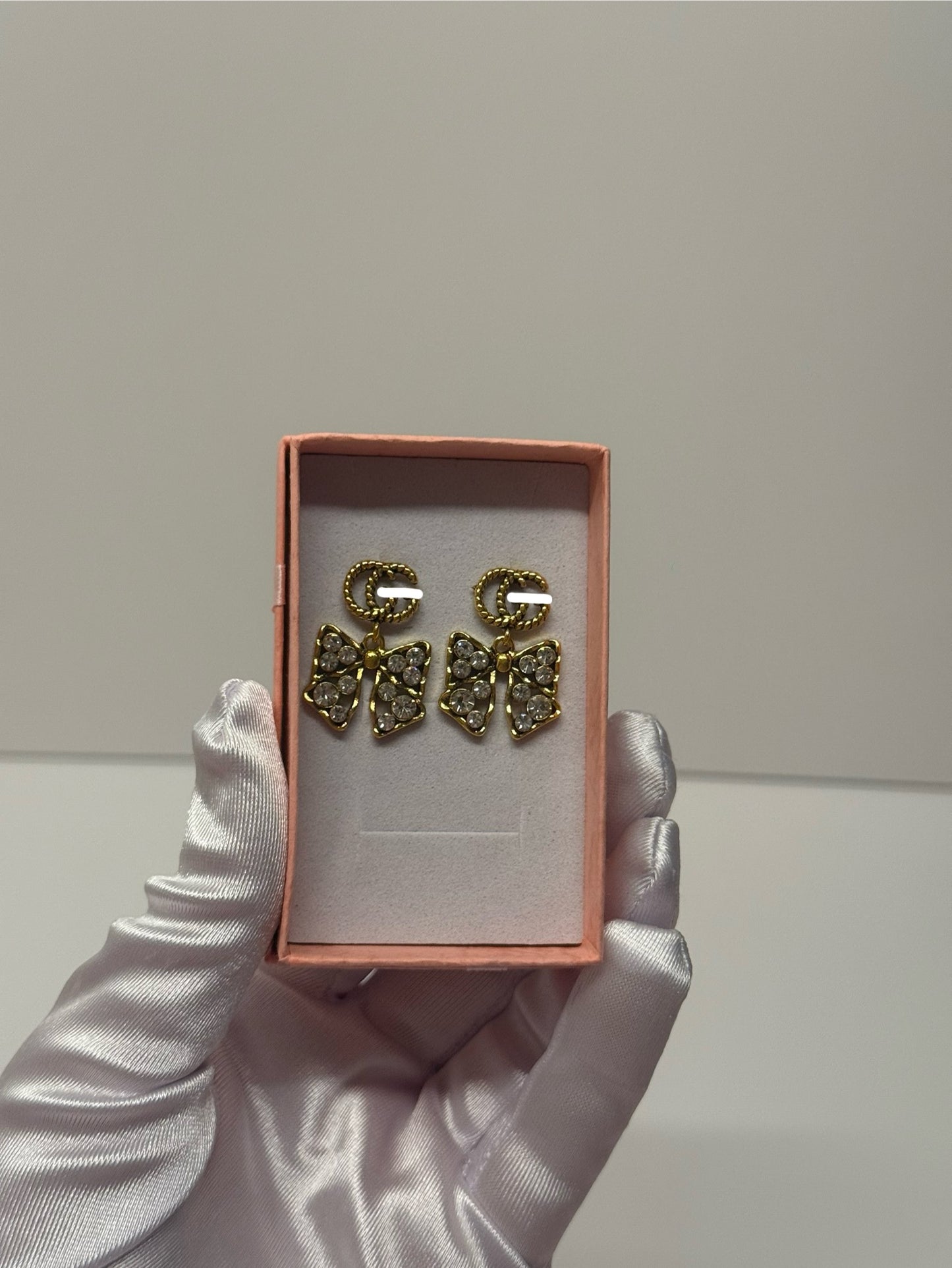 GG Bowtastic Earrings