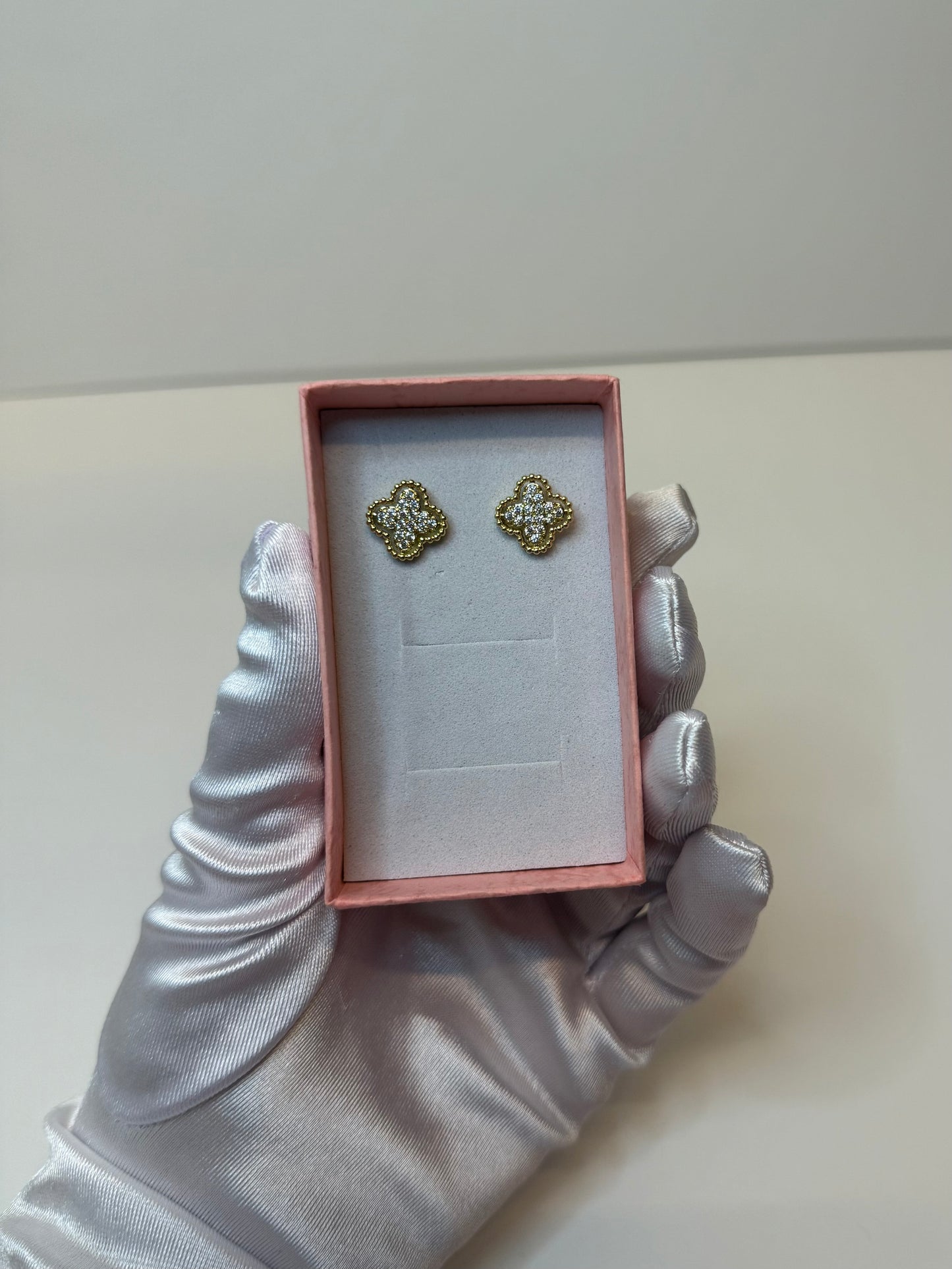 Sleek Clover Gold Earrings