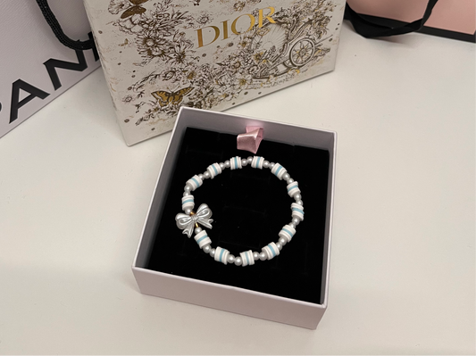 Ice Wave Bowtastic Bracelet