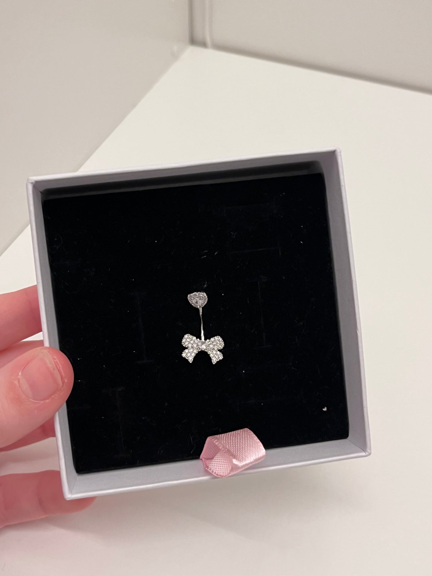 Bowtastic Belly Bar Silver